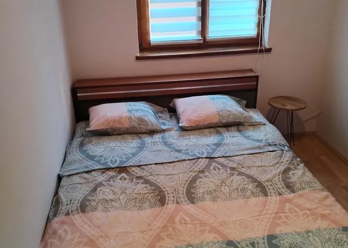 アパート Lori ベオグラード